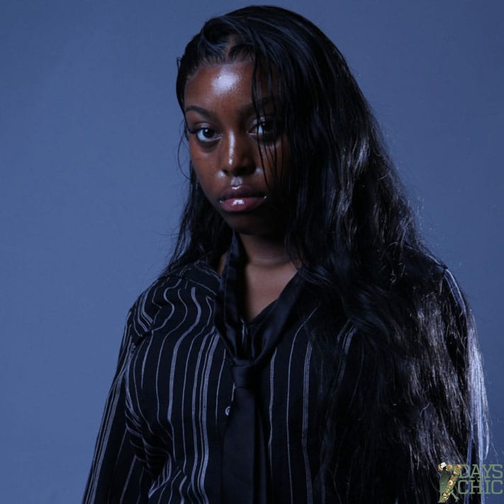 7dayschic.com-Vanelynn-block2-mid